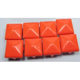 Piramide Studs Oranje 9mm